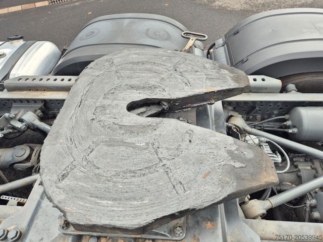 Standard SZM MERCEDES-BENZ Actros 2653 LS 6x4 Retarder 120.000kg