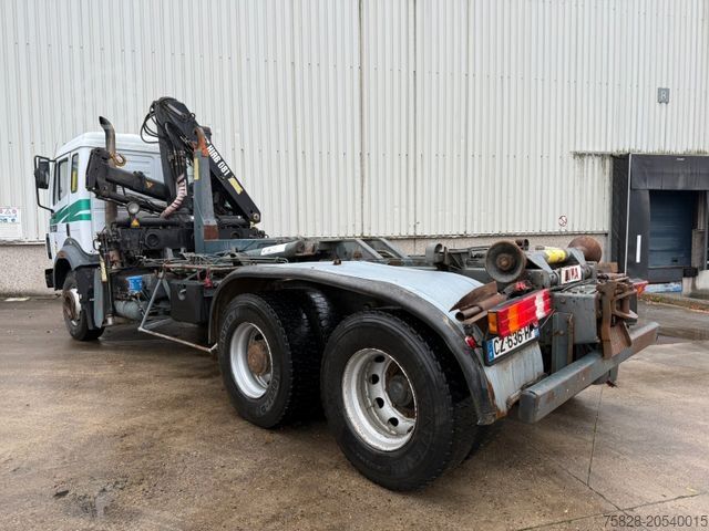 Kroghejselastbil MERCEDES-BENZ SK 2544 / V8 / RETARDER / Kran Hiab 081 AW