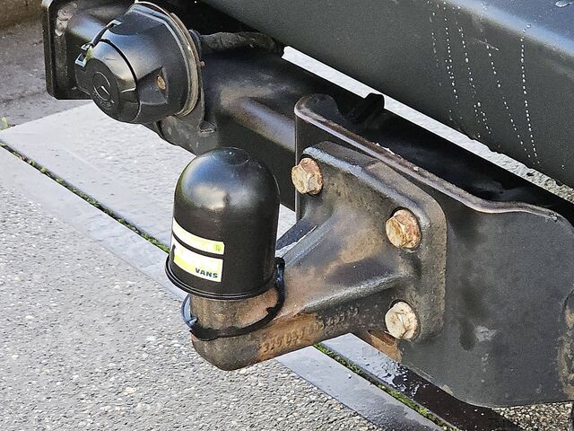 Break cu acoperiș înalt MERCEDES-BENZ SPRINTER 316 L2H2 3.5t-Trekhaak!