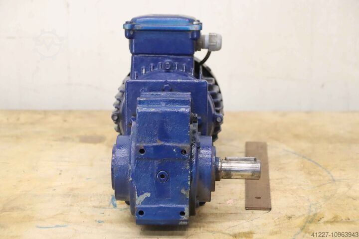 Silnik przekładniowy 0,55 kW 93 obr. Nord SK 530SU-80S/4BRE8