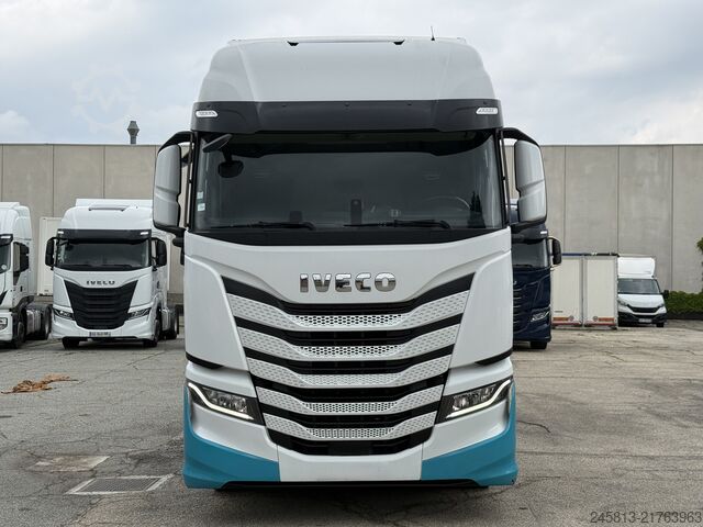 Standardni tegljač Iveco SWAY 530