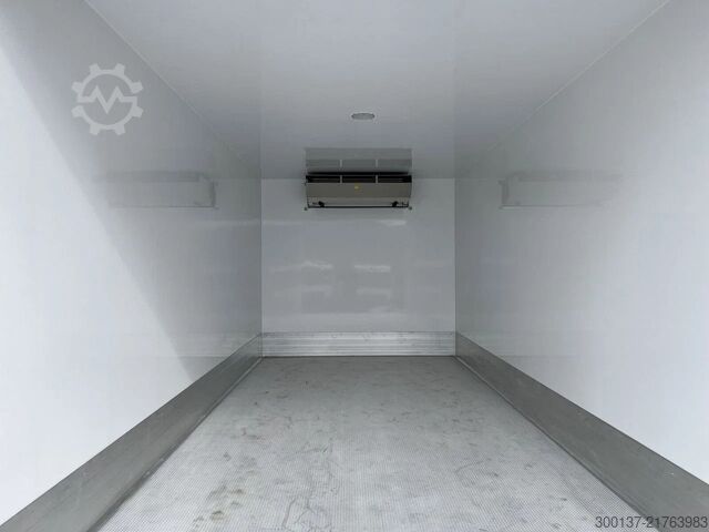 Transporte refrigerado/congelado Mercedes-Benz Atego 1725 4x4 Refrigerator Truck