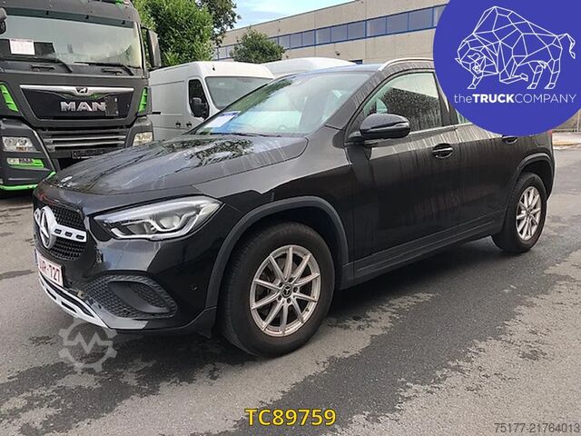 Mercedes-Benz GLA 200 D Mercedes-Benz GLA 200 D