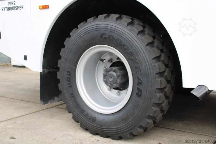 Autokar Mercedes-Benz Atego 1725 4x4 Passenger Bus