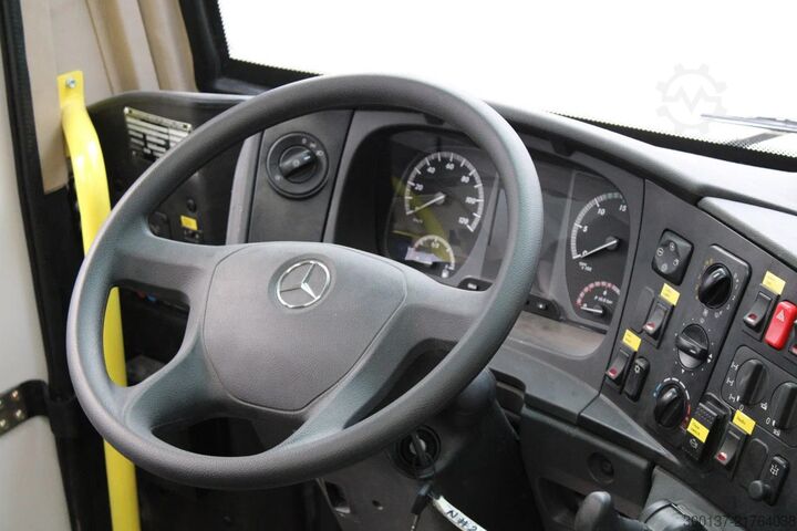 Autokar Mercedes-Benz Atego 1725 4x4 Passenger Bus