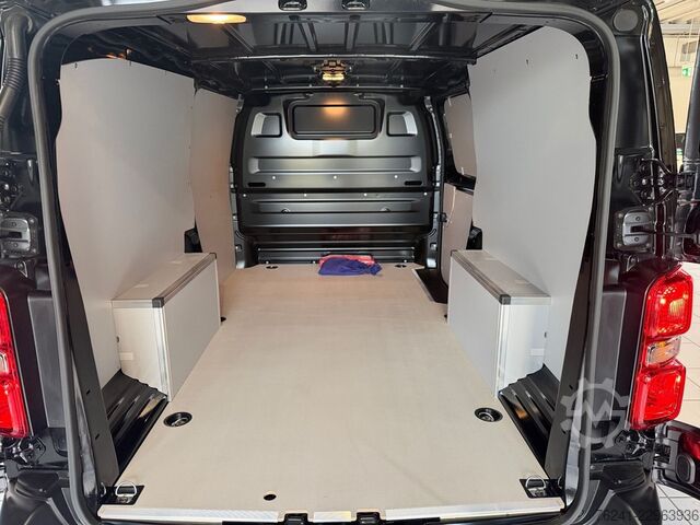 Panel kombi PEUGEOT EXPERT Kastenwagen XL Diesel 180 Automatik