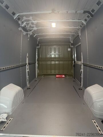 Panel kombi Citroën Jumper Kastenwagen L3H2 3.3T  Diesel 140 Manuell