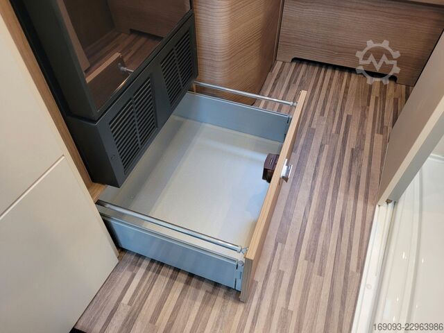 Τροχόσπιτο αυτοκινούμενο MALIBU 640 LE Coupe *Assistenz-P*Navi*AHK*Solar*Markise