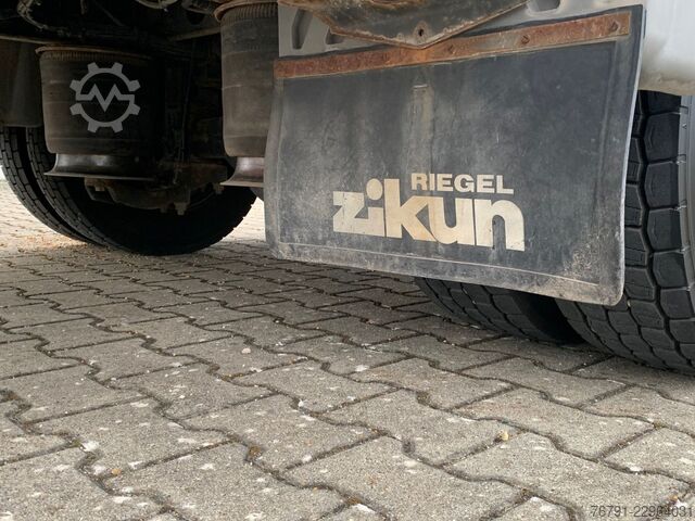 Samochód do przewozu napojów MERCEDES-BENZ Atego 916 816L_ 5m kurz_ Klima_ Bordwände_ Türen