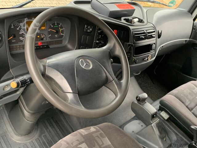Samochód do przewozu napojów MERCEDES-BENZ Atego 916 816L_ 5m kurz_ Klima_ Bordwände_ Türen