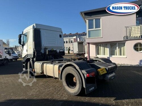 Standard road tractor Iveco X-Way 480 Hi-Traction 4x4