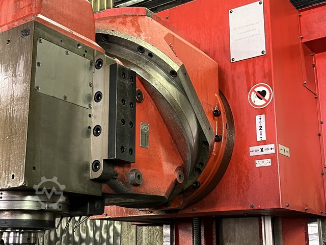 Centro de mecanizado universal MATEC 50 HVU