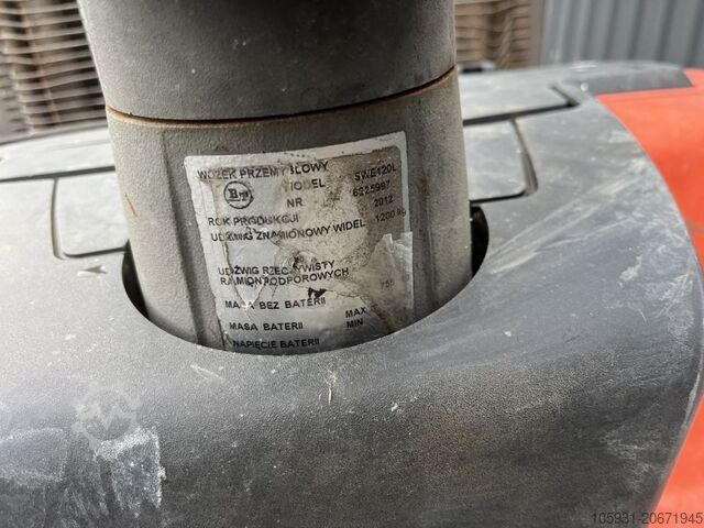 Viljuškari za taksije vozača BT SWE120L