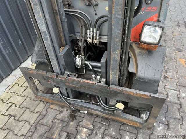 Empilhadeira diesel Linde H35D-02