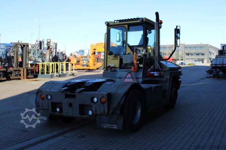 Terminal tractor Terberg RT223
