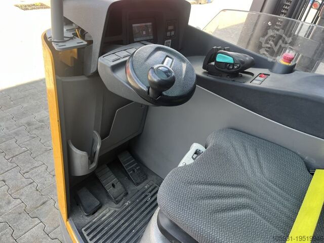 Doprete do kamiona Jungheinrich ETV216