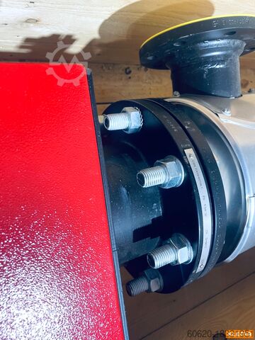 Doorstroomverwarmer met bediening Schniewindt 97/DF-100