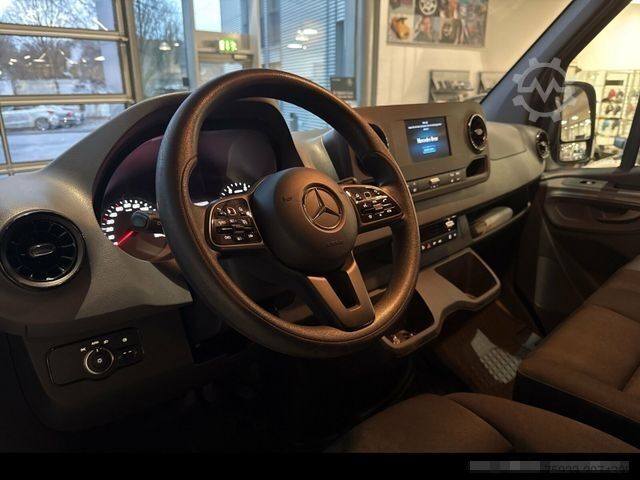 Kastenwagen MERCEDES-BENZ Sprinter 319 CDI V6+STANDHZ+AHK++SCHWINGSITZ