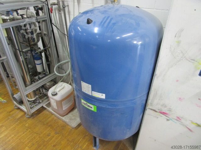 KOMPRESSOR MED OSMOSEAPPARAT OG TANK FAM BABY STAR Cat.1