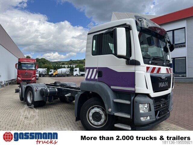 Vrachtwagenchassis MAN TGS 26.320 6X2-4 BL, Lenk-/Liftachse,