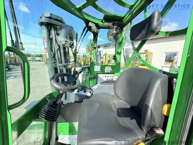 Carretilla retráctil de 4 vías Combilift C4500 DIESEL 4900 TRIPLEX FREE-LIFT TOP1