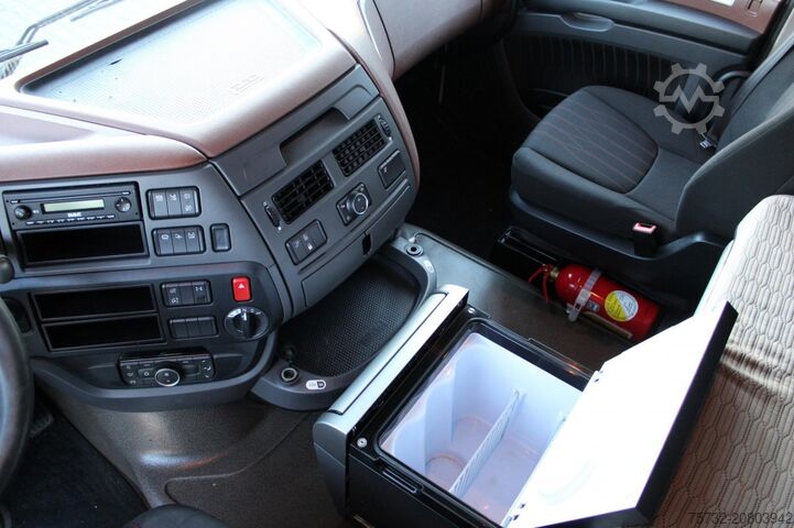 Standard tractor unit Daf XF  480 SC Retarder   Standklima  Kühlbox