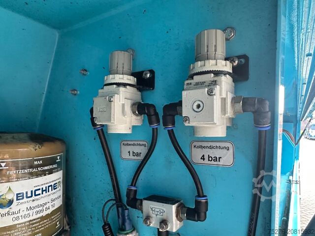 Veicolo di aspirazione MAN TGS 35.400 8X2-4 BL WIEDEMANN SUPER 1000