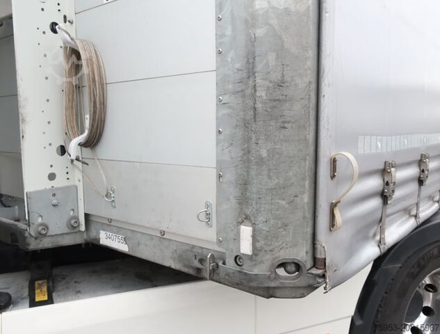 Nyitott ponyvás félpótkocsi Schmitz Cargobull SCS 24 Liftachse P-Kasten Getränkezertifikat