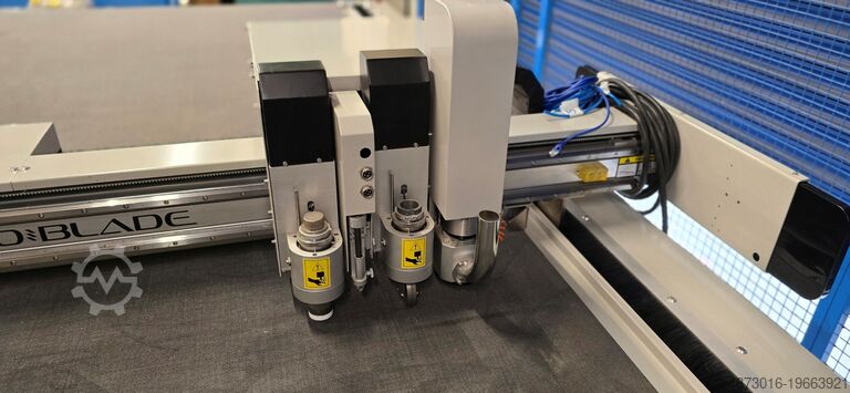 Papiersnijmachine Veloblade DG 2516