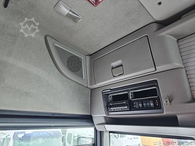 Standard-SZM RENAULT MAGNUM 440