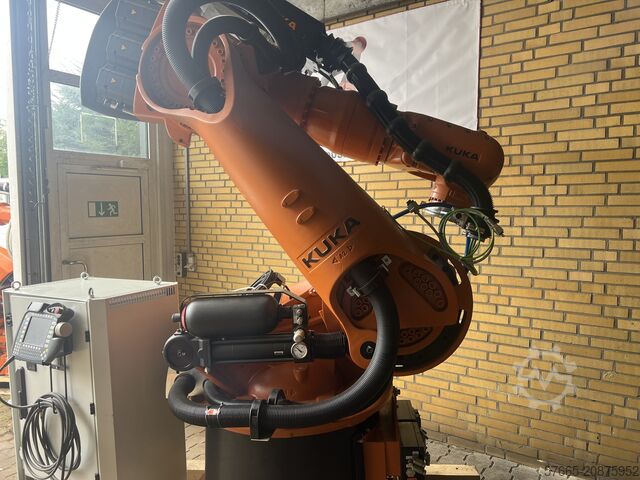 Industrial robot KUKA KUKA KR500-2 KRC2 ED05