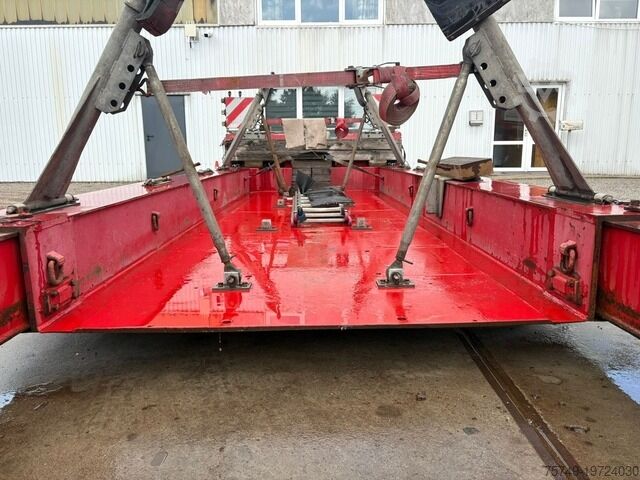 Semiremorcă cu platformă joasă Faymonville STBZ - 2AA Megamax Yachttransport