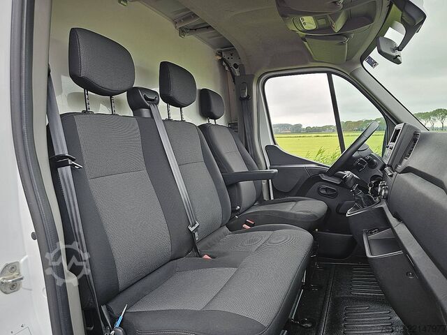 Hűtőfurgon RENAULT MASTER 2.3 DCI 135 FRIGO