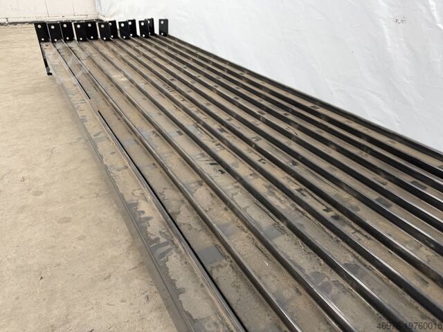 2.200 mm / K: 104/82x50 mm / 1.500 kg BITO PL38 Palettenregaltraverse Stufentraverse