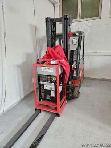 Empilhador Jungheinrich EFG 425