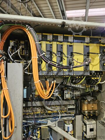 CNC-center för svarvning och fräsning CMZ TL25