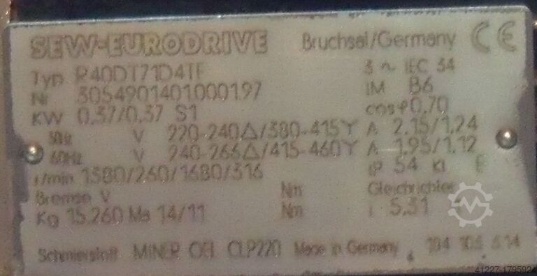 Moteur à engrenages 0,37 kW 260 tr/min SEW Eurodrive R40DT71D4TF