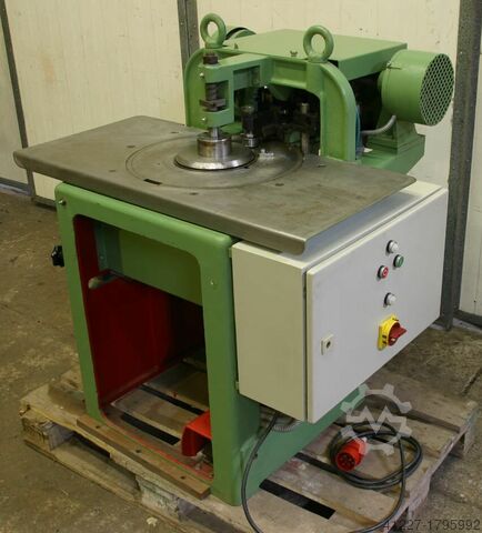 Lid folding machine for sheet metal buckets Babkop Ø 210