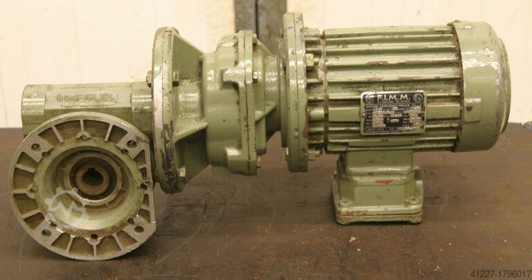 Aandrijfmotor 0,75 kW 15 omw/min FIMM 4PE80 B