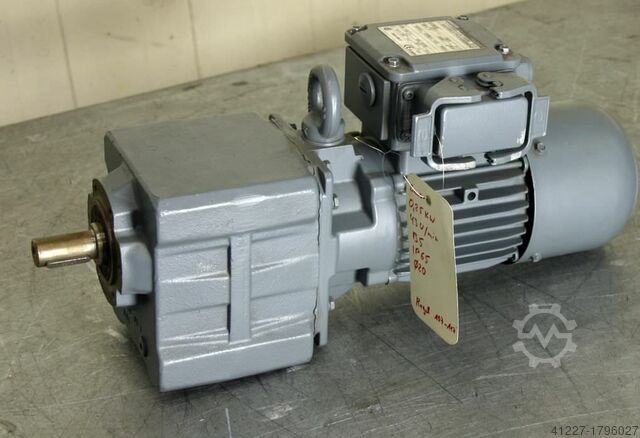 Motorreductor 0,25 kW 43 rpm Bauer BG10-71/D06LA4-TOF-ST-K/E003B9/AM-SP