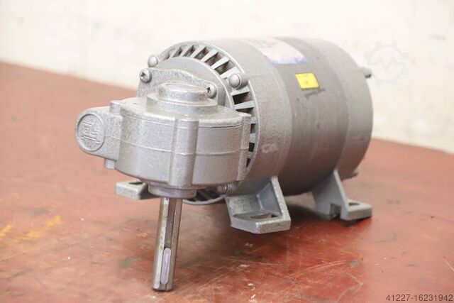 Motorreductor 0,055 kW 56/47 rpm Parvalux** REF SD 28.M/644026/03F