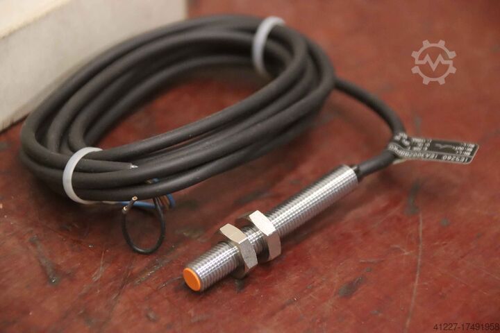 Induktiver Sensor Näherungsschalter ifm IEA3002BHBPKG/IE5260
