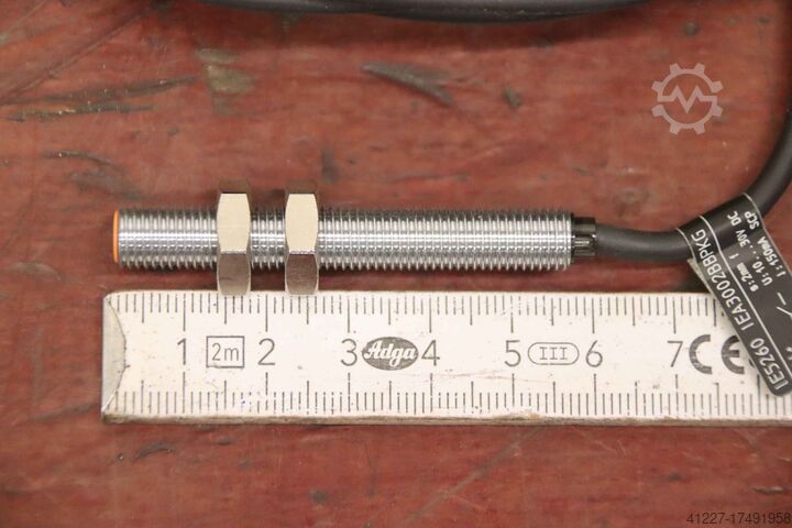 Induktiver Sensor Näherungsschalter ifm IEA3002BHBPKG/IE5260