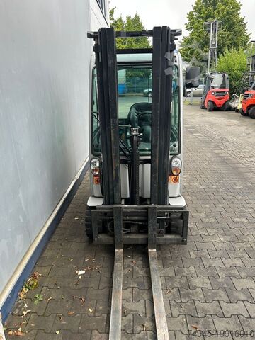 Elektrische vorkheftruck met 4 wielen Still RX 20-20