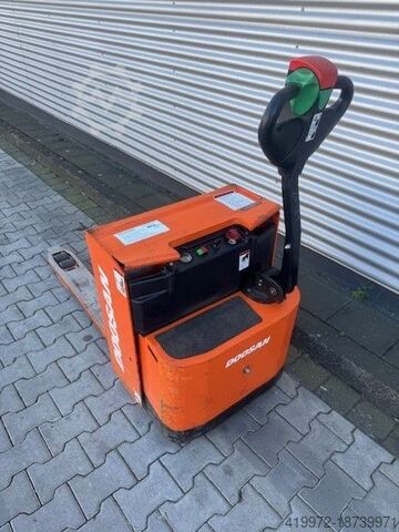 Vrachtwagen met laag hefvermogen Doosan LEDH 20