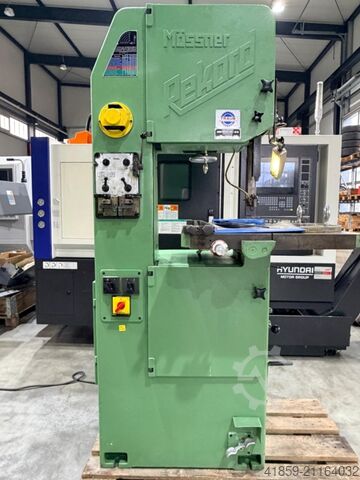 Pionowa piła taśmowa MÖSSNER SM 420