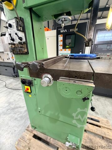 Pionowa piła taśmowa MÖSSNER SM 420