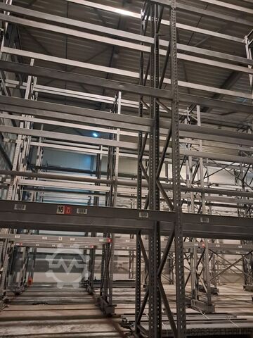 Pallet racking, height approx. 9m, 1,100kg Ital Momet Palettenregal M 12