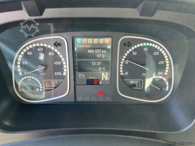 Rashladni kamion MERCEDES-BENZ ATEGO 1524 L Kühlkoffer 6,30 m LBW 1 T*BI-Zone