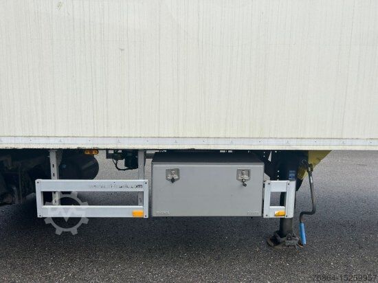 Skříňový návěs PACTON TRD 345, 3-ACHS ROLLBODEN, KOFFERAUFLIEGER, FöRDERBAND, 2XLENKACHSE!